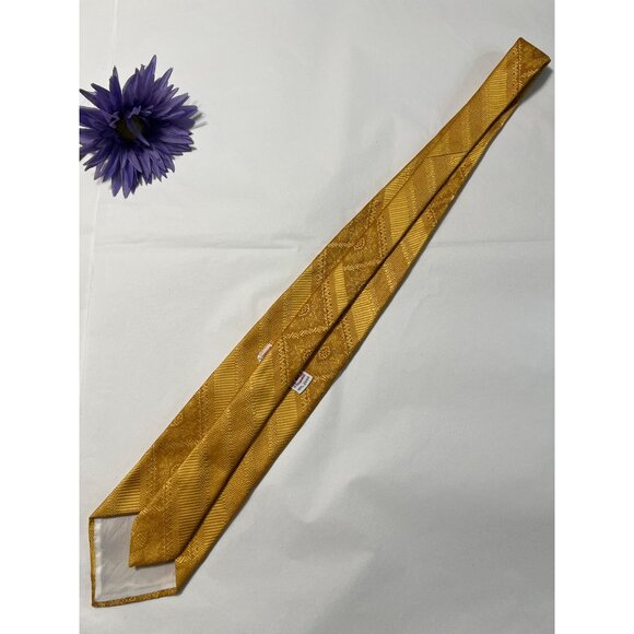 Vintage Gold Floral Patterned Mens Tie By Brittania - Picture 5 of 7